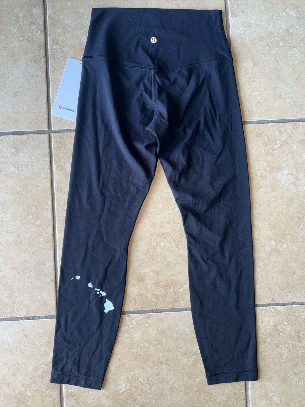 NWT Lululemon Hawaii Hawaiian Islands Black Align No Line 25” Pants size 6